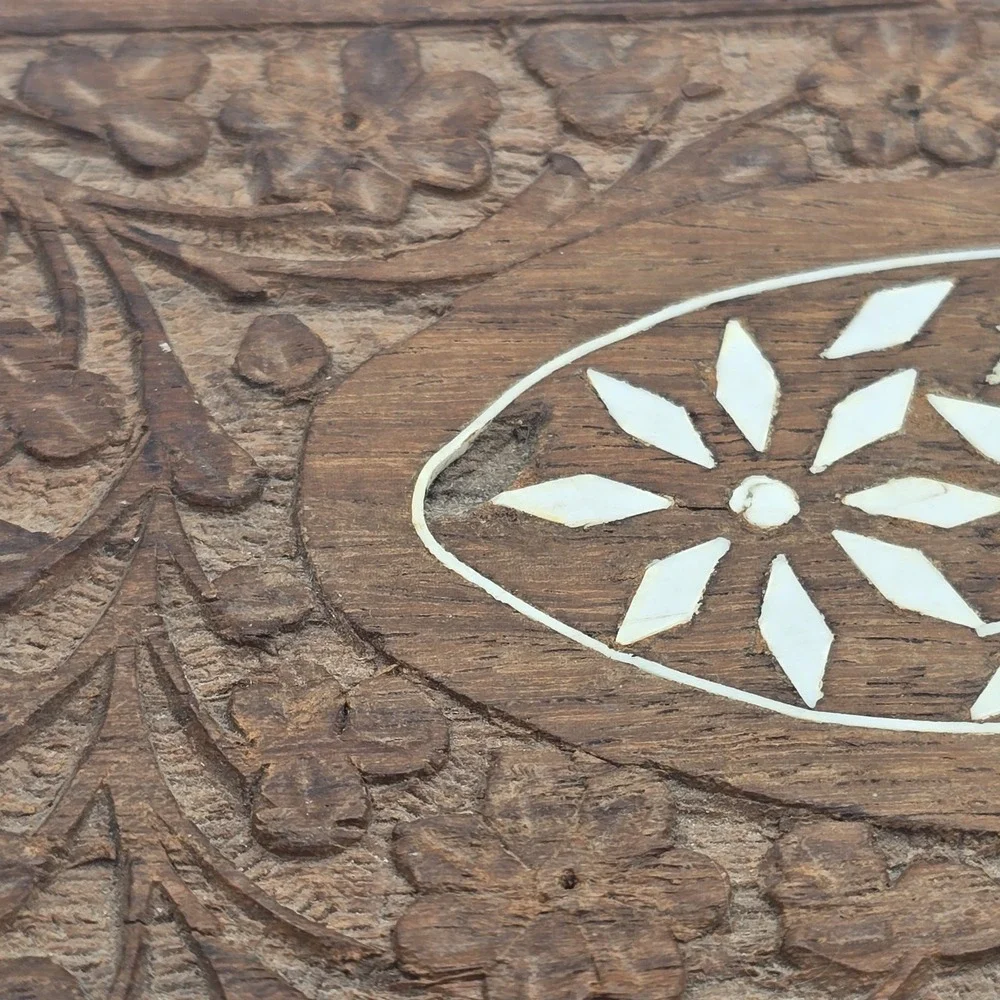 Vintage Hand Carved Wood Box Floral Design Inlay velvet lined Jewelry Box